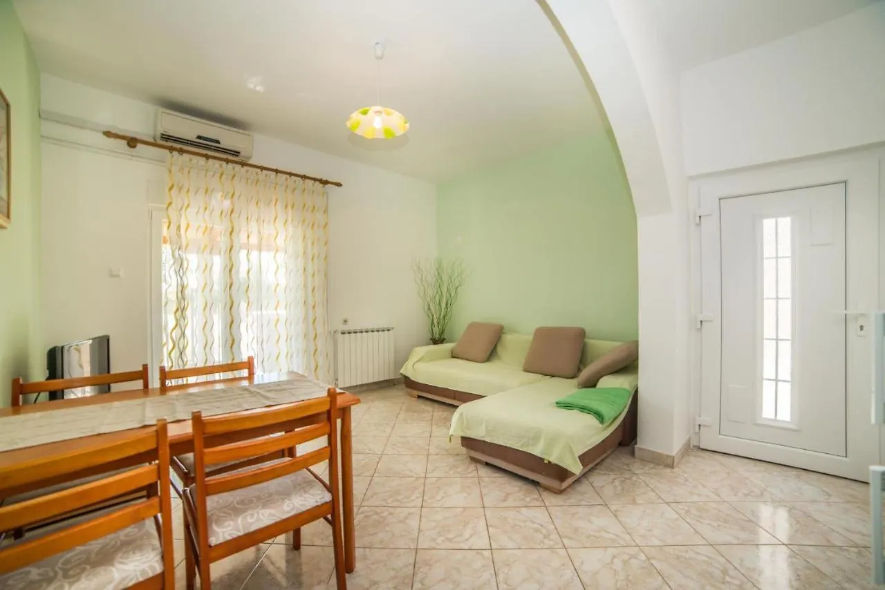 *** Guest house Apartments Durda Fazana Croatia