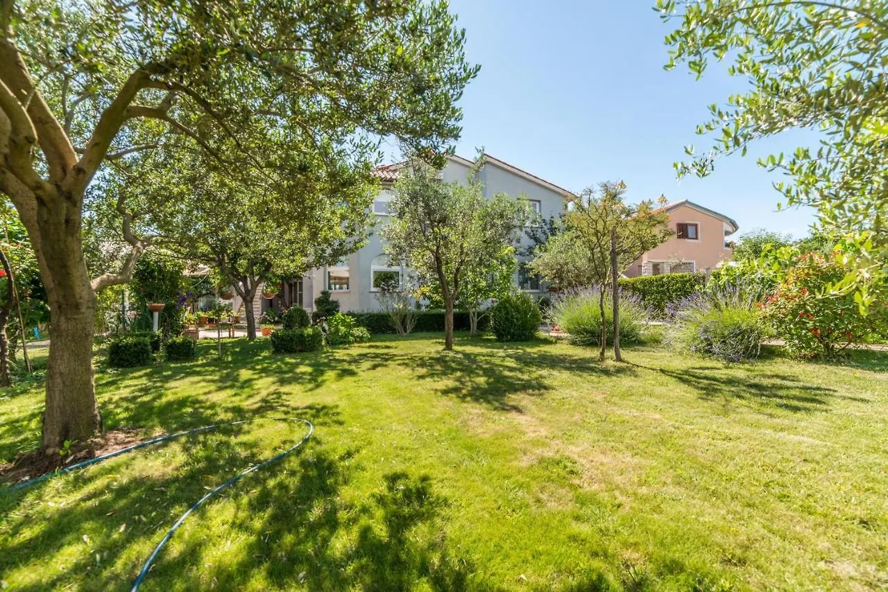 Apartments Durda Fazana