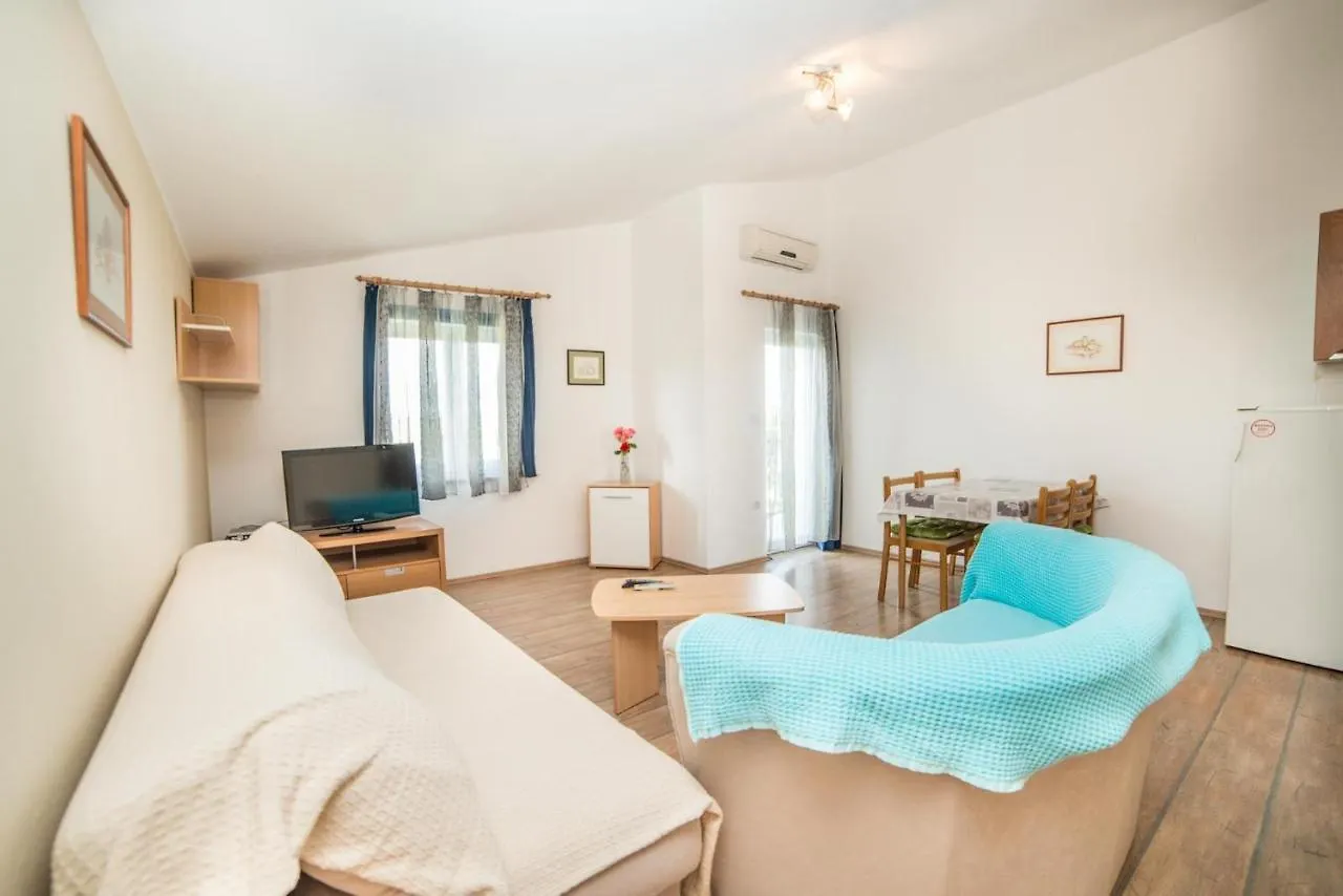 Apartments Durda Fazana