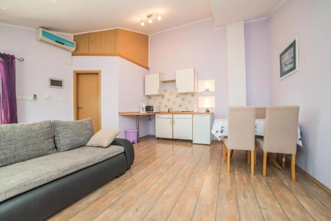 Apartments Durda Fazana