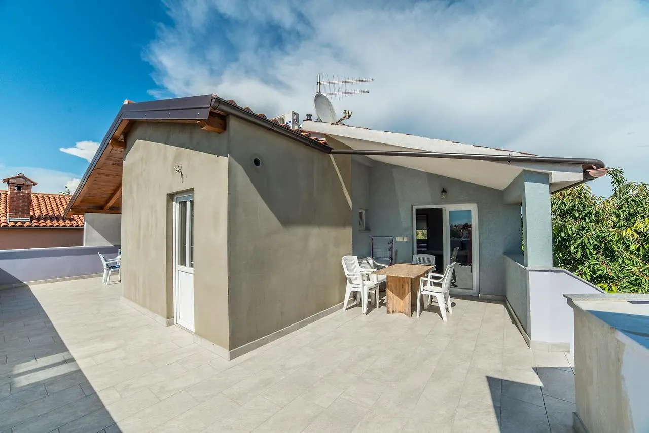 Apartments Durda Fazana